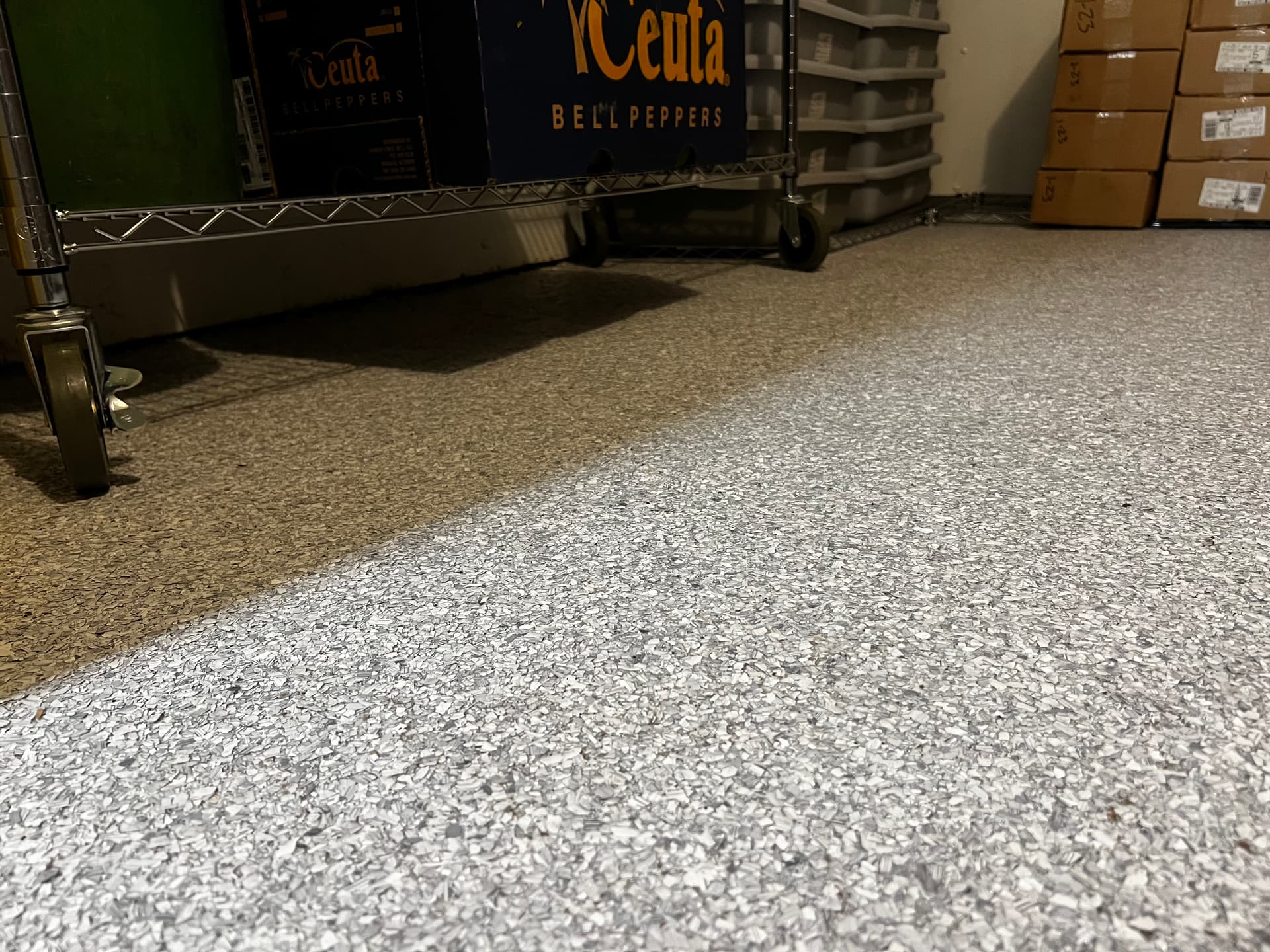 Acrylic flake floor